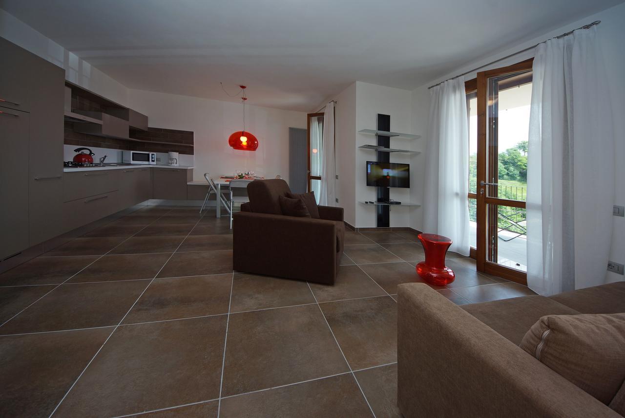 Les Maisons - Ruculi Hospitality